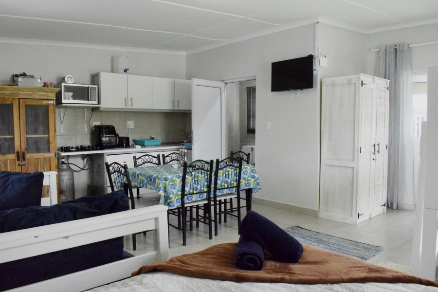 5 Bedroom Property for Sale in Struisbaai Western Cape